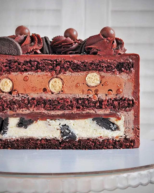 Шоколадный торт с черешней от Gurmart | Рецепт шоколадно-орехового торта